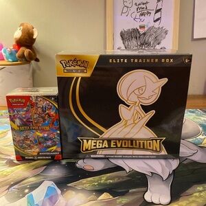 Pokemon Mega Evolution Elite Trainer Box - Gold and Black